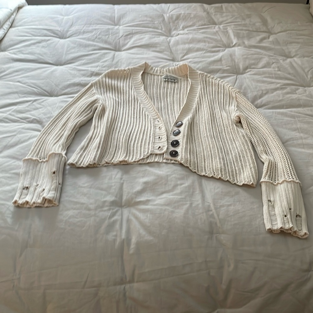 Urban Outfitters 4 button cardigan